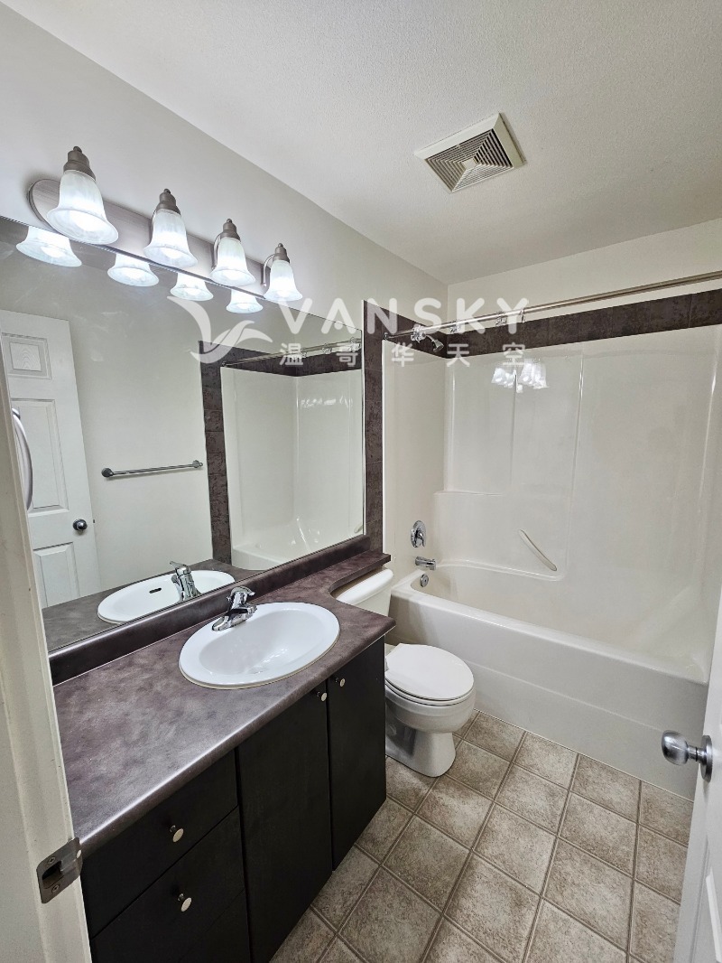 251120210317_Bathroom- master bed1.jpeg